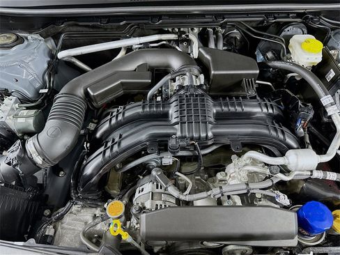 Used 2024 Subaru Crosstrek 2.0i Premium image 33