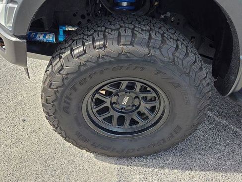 Used 2023 Ford F150 Raptor AWD/4WD image 9