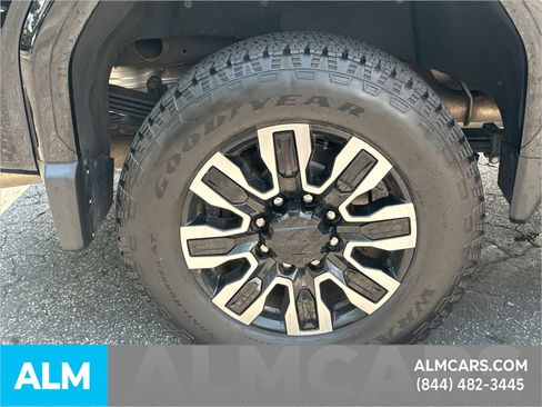 Used 2024 GMC Sierra 2500 Denali Ultimate AWD/4WD image 20