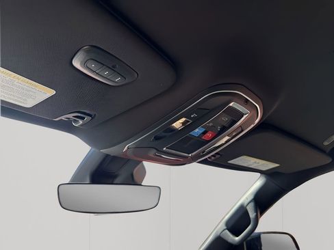 New 2026 Jeep Grand Wagoneer L 2WD image 37