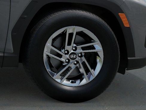 New 2026 Hyundai Tucson SE image 8