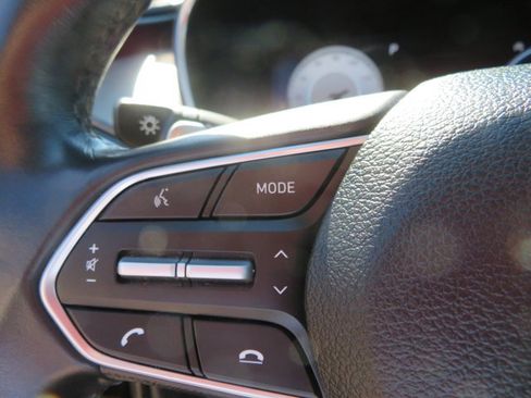 Used 2023 Hyundai Santa Fe SEL w/ Premium Package image 25