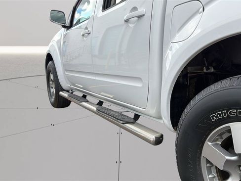 Used 2012 Nissan Frontier PRO-4X AWD/4WD image 33