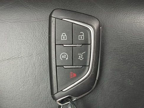 Used 2024 Cadillac XT4 Premium Luxury FWD image 35