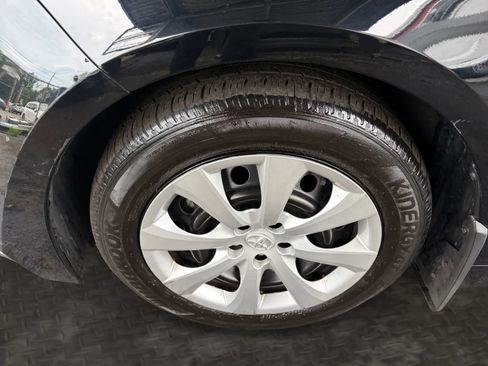 Used 2024 Toyota Corolla LE FWD image 32