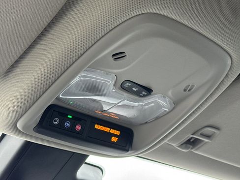 Used 2024 Buick Encore GX Sport Touring image 22