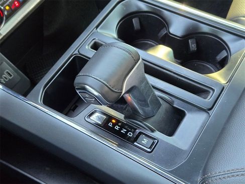 Used 2025 Ford F150 Lariat w/ FX4 Off-Road Package image 16