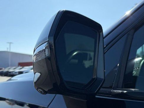 Used 2023 Cadillac Escalade ESV Sport w/ Touring Package image 22