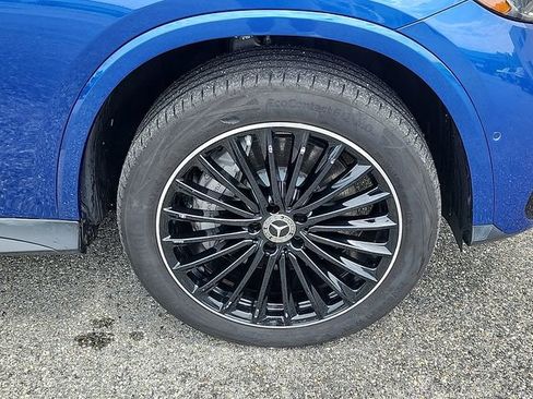 Used 2023 Mercedes-Benz GLC 300 4MATIC image 8