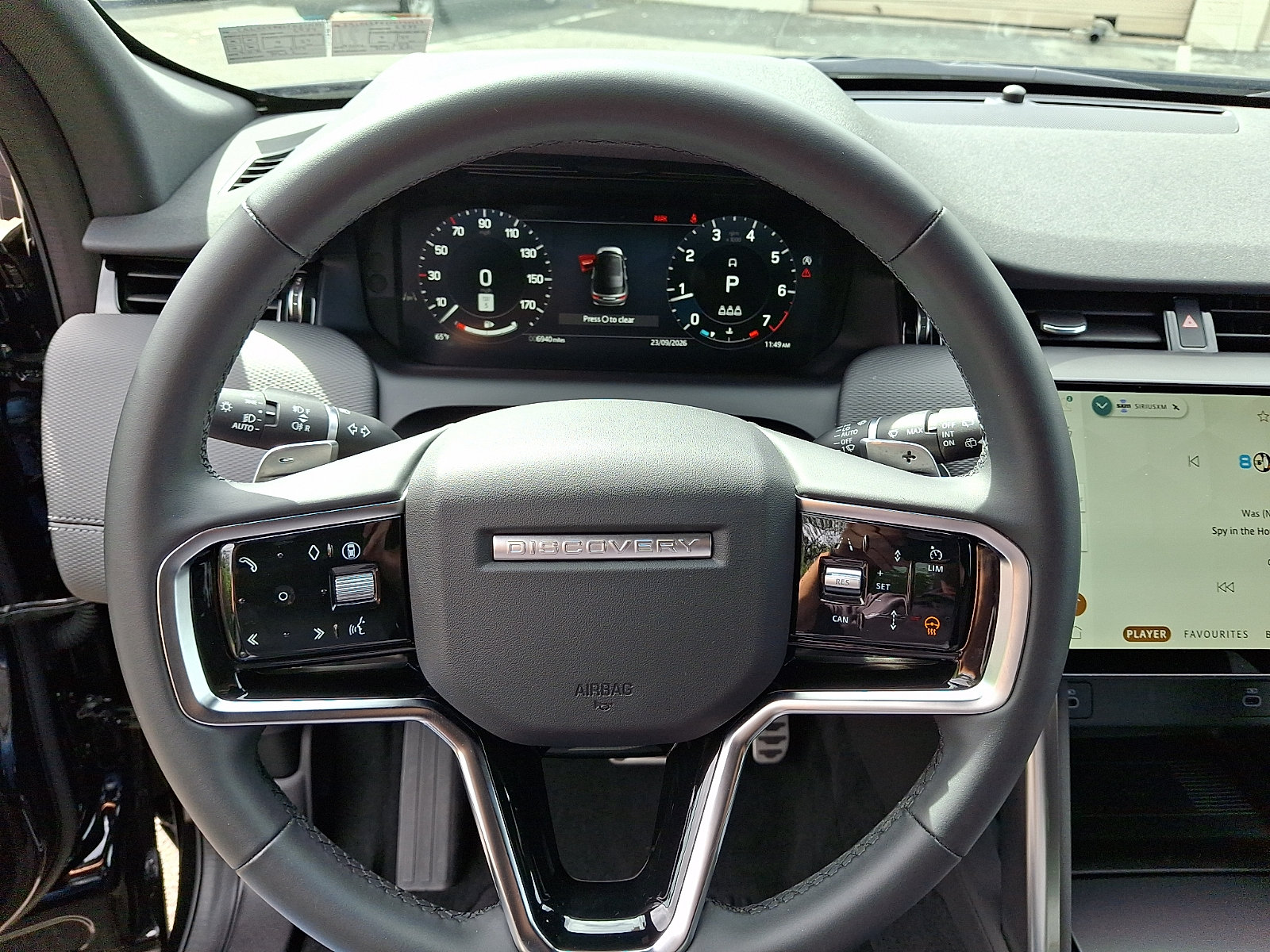 Used 2026 Land Rover Discovery Sport Landmark AWD/4WD image 17