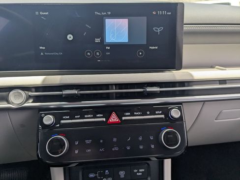 New 2025 Hyundai Tucson Limited w/ Tow & Go Package image 10