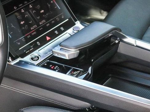 Certified 2024 Audi Q8 e-tron Premium Plus AWD/4WD image 21