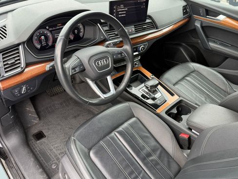 Used 2023 Audi Q5 2.0T Premium Plus w/ Premium Plus Package image 4