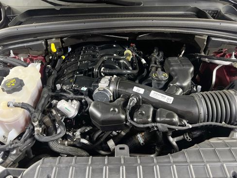 Used 2023 Jeep Grand Cherokee Altitude AWD/4WD image 28