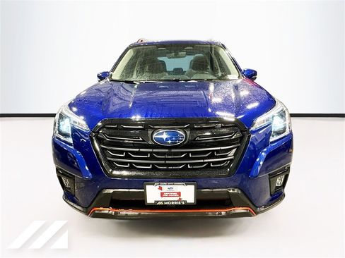 Used 2023 Subaru Forester Sport image 2