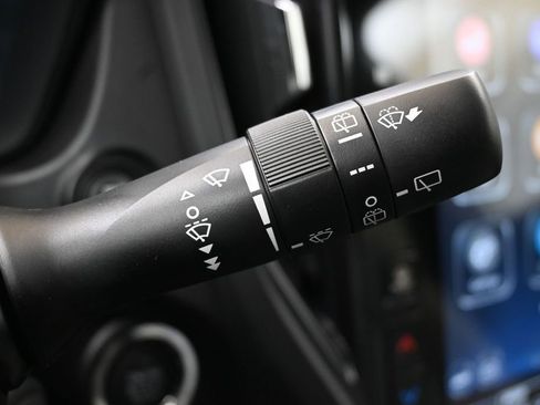 New 2026 Subaru Forester Premium AWD/4WD image 30