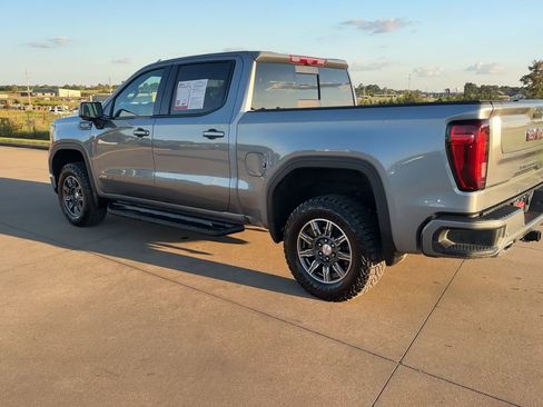 Used 2024 GMC Sierra 1500 AT4 w/ Technology Package image 7
