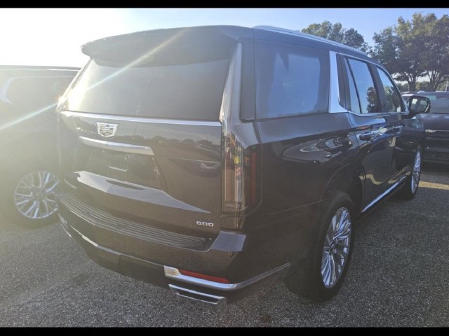 Used 2026 Cadillac Escalade Luxury w/ Touring Package AWD/4WD image 4