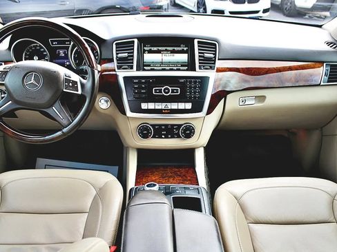 Used 2014 Mercedes-Benz ML 350 4MATIC image 24