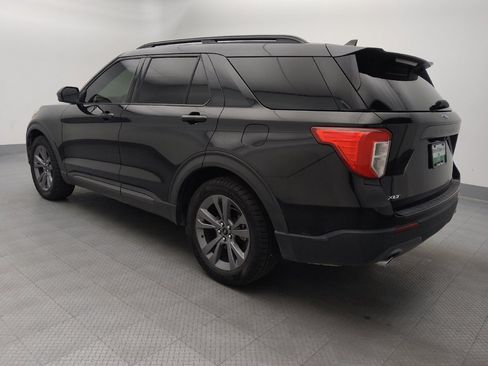 Used 2021 Ford Explorer XLT w/ Equipment Group 202A RWD image 5