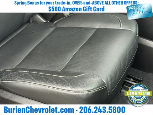 Used 2019 Chevrolet Suburban LT image 21