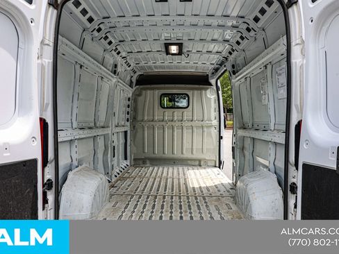 Used 2025 RAM ProMaster 2500 w/ Convenience Group FWD image 21