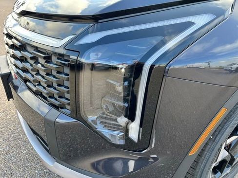 New 2026 Kia Sportage EX FWD image 13