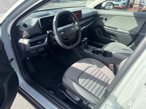 New 2025 Kia K4 EX image 8