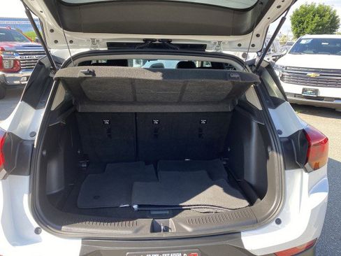 Used 2021 Buick Encore GX Select image 26