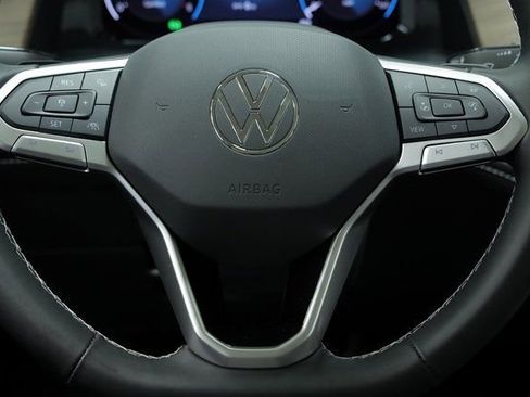 New 2026 Volkswagen Atlas SE FWD image 13