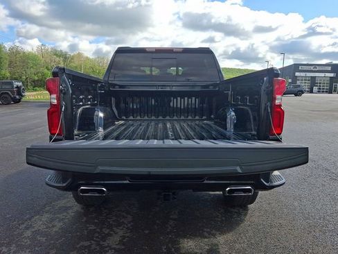 Used 2025 Chevrolet Silverado 1500 LT Trail Boss w/ Convenience Package II AWD/4WD image 31