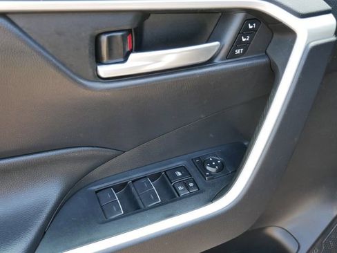 Used 2022 Toyota RAV4 XLE Premium AWD/4WD image 12