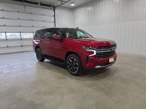 Used 2021 Chevrolet Tahoe LT AWD/4WD image 2
