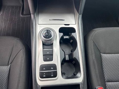 Certified 2024 Ford Explorer XLT RWD image 20