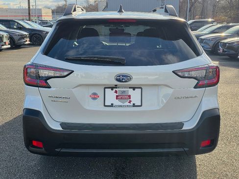Used 2025 Subaru Outback Premium w/ Popular Package #1A image 15