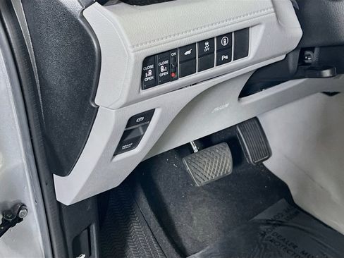 Used 2023 Honda Odyssey Touring image 10