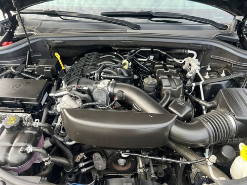 Used 2022 Dodge Durango SXT w/ Blacktop Package image 21