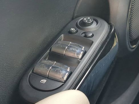 Used 2022 MINI Cooper S w/ Driver Assistance Package image 26