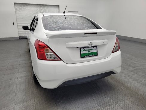 Used 2018 Nissan Versa SV image 6