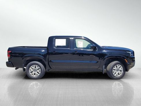 Used 2022 Nissan Frontier SV w/ Technology Package AWD/4WD image 3