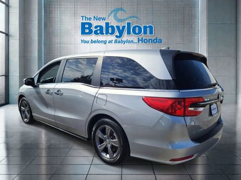Used 2022 Honda Odyssey EX image 3