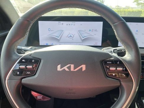 Used 2024 Kia EV6 GT-Line AWD/4WD image 24