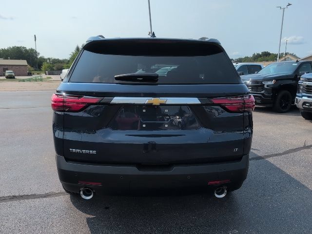 Used 2022 Chevrolet Traverse LT FWD image 6