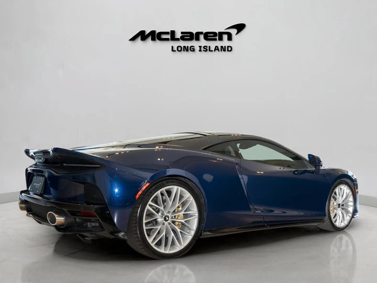 Used 2023 McLaren GT RWD image 6