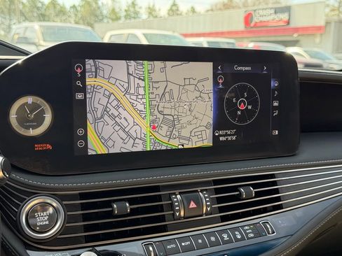 Used 2022 Lexus LS 500 w/ Interior Upgrade Package image 21