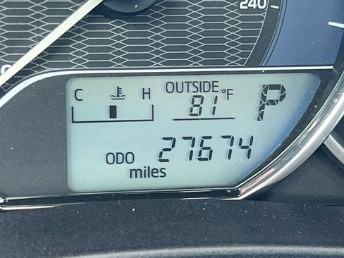 Used 2016 Toyota Corolla L image 21