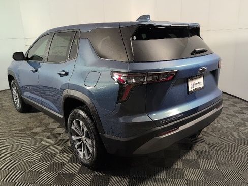 New 2026 Chevrolet Equinox LT w/ LPO, Floor Liner Package image 4