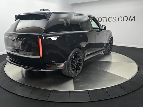 Used 2024 Land Rover Range Rover Autobiography AWD/4WD image 12