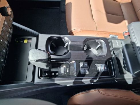 New 2026 Subaru Outback Touring AWD/4WD image 27