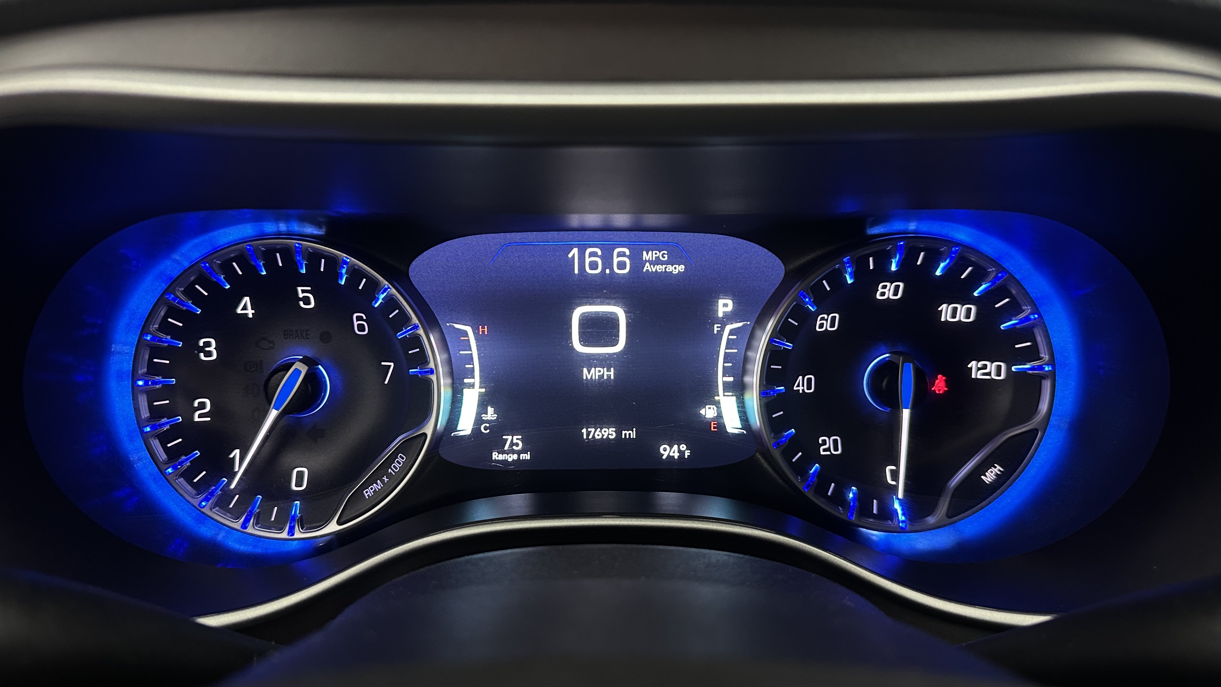 Used 2026 Chrysler Pacifica Select FWD image 18